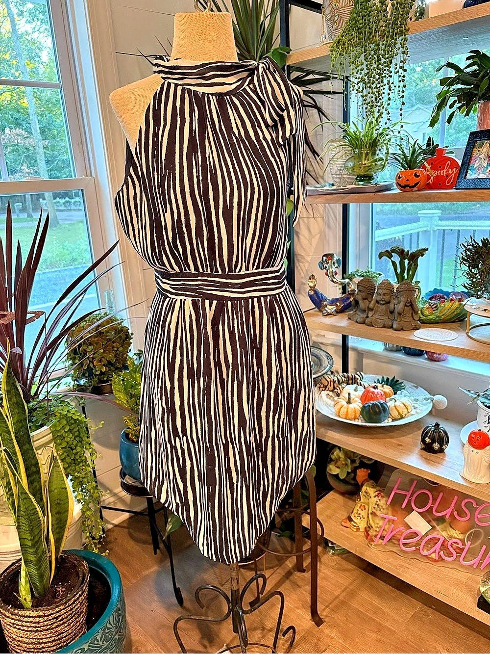 Banana Republic Animal Print Midi Dress in Black & White Size 4